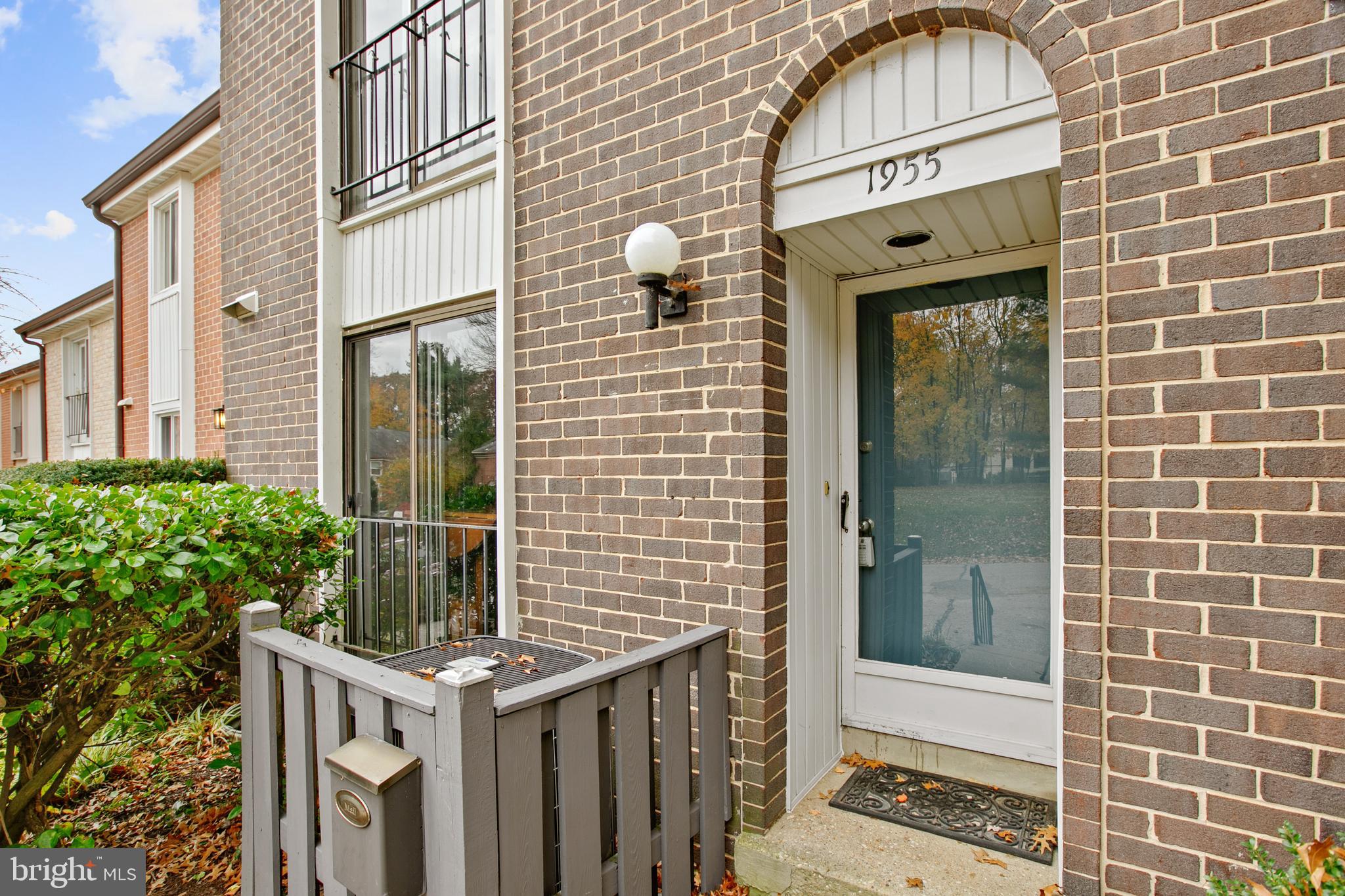 1955 Greenberry Road Baltimore, MD 21209 - Photo 2 of 38 Gallery Image 2