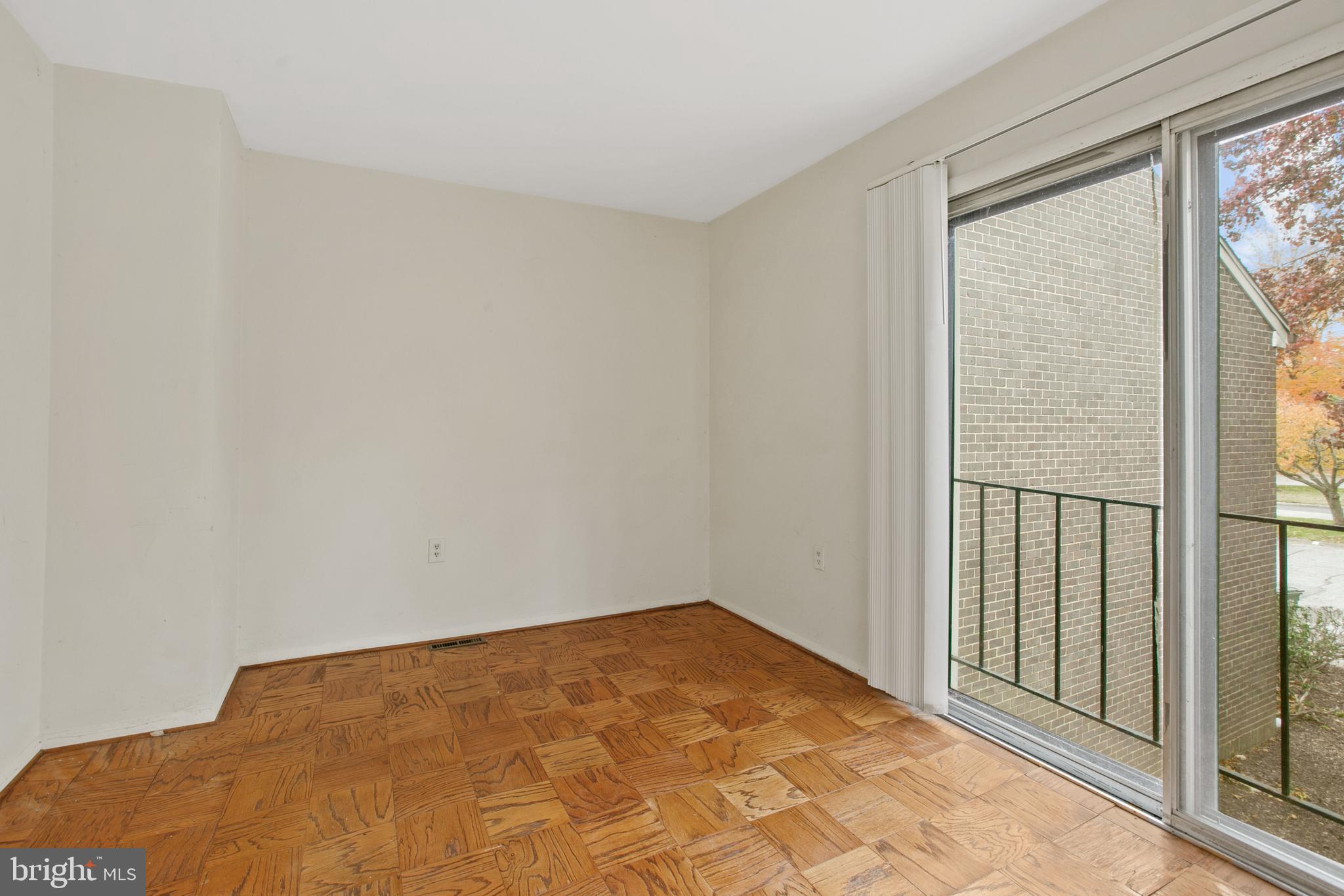 1955 Greenberry Road Baltimore, MD 21209 - Photo 24 of 38 Gallery Image 24