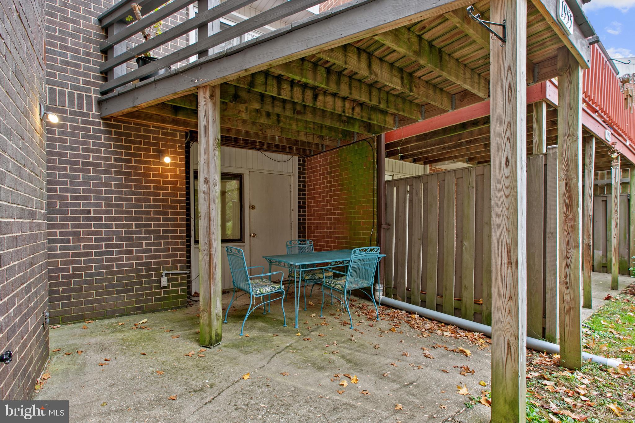 1955 Greenberry Road Baltimore, MD 21209 - Photo 33 of 38 Gallery Image 33