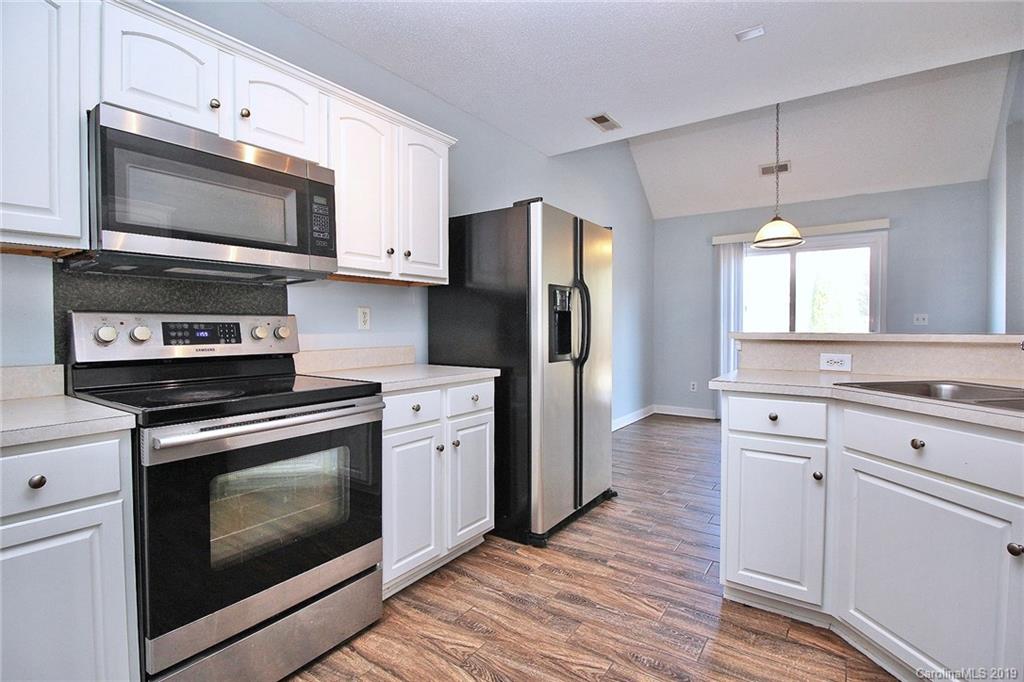 11107 Palestrina Road Charlotte, NC 28215 - Photo 13 of 32 Gallery Image 13