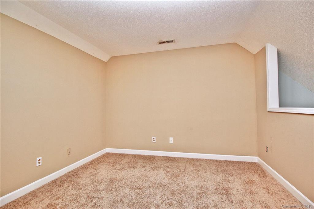 11107 Palestrina Road Charlotte, NC 28215 - Photo 27 of 32 Gallery Image 27