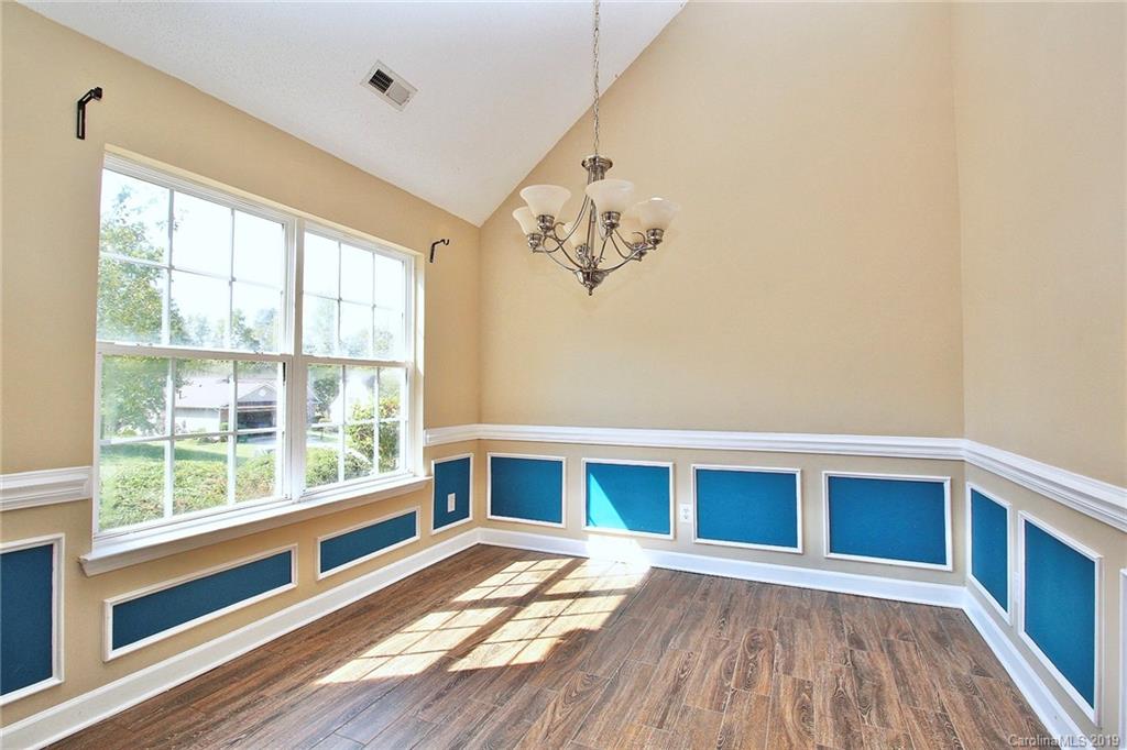 11107 Palestrina Road Charlotte, NC 28215 - Photo 4 of 32 Gallery Image 4