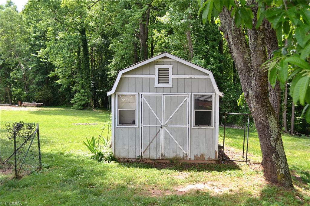 3454 Parrish Road Winston-Salem, NC 27105 - Photo 24 of 30