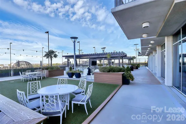 a view of a tennis court