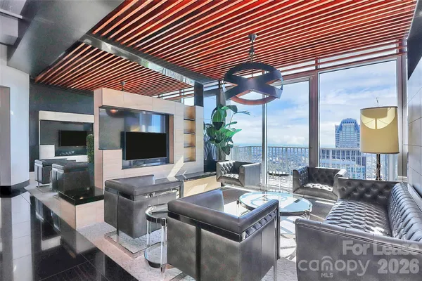 $2,750 | 215 North Pine Street, Unit 4204, Charlotte, NC 28202