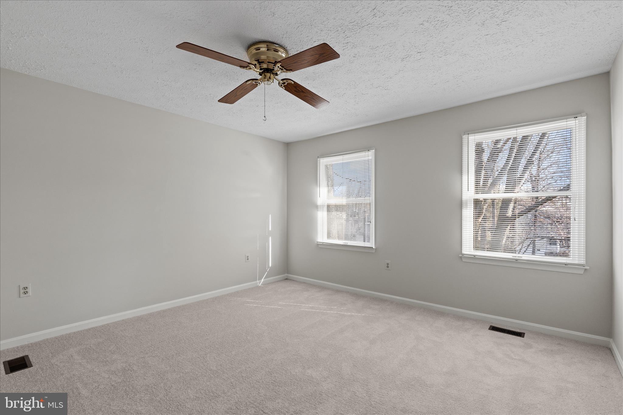 865 Moffett Forge Road Herndon, VA 20170 - Photo 39 of 62 a view of an empty room with a window