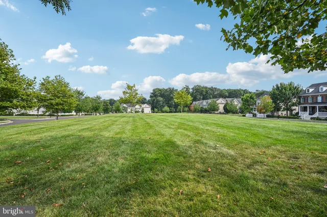a view of building with outdoor space