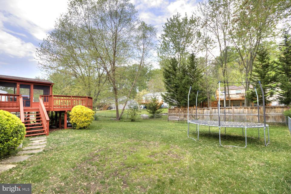 5815 Heming Avenue Springfield, VA 22151 - Photo 26 of 27 Exterior (Rear)
