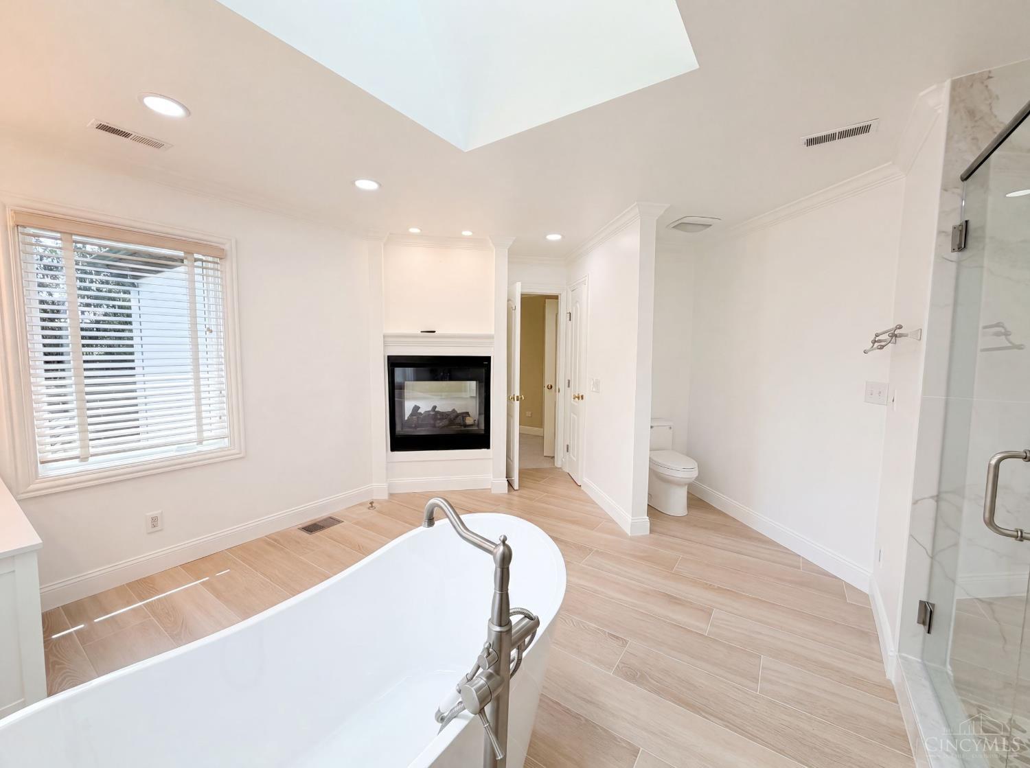 7087 Bridgetown Road Cincinnati, OH 45248 - Photo 25 of 35