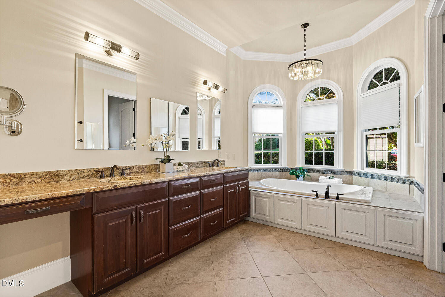 520 Foxdale Ridge Drive Cary, NC 27519 - Photo 28 of 68 520 Foxdale Ridge Dr Cary NC-large-051-0