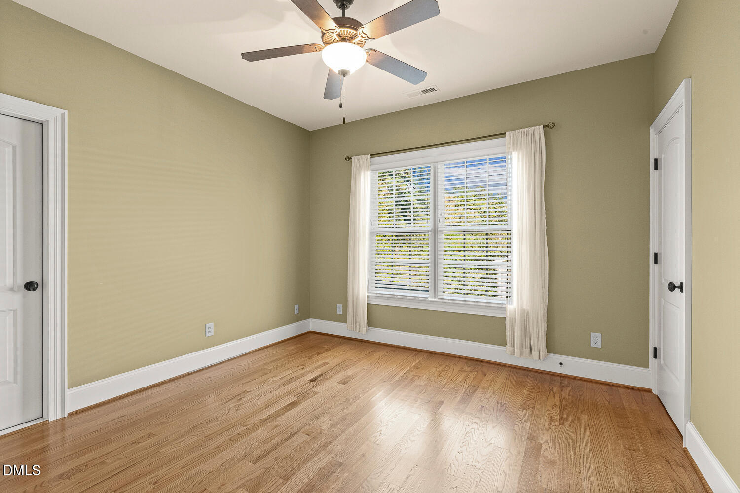 520 Foxdale Ridge Drive Cary, NC 27519 - Photo 44 of 68 520 Foxdale Ridge Dr Cary NC-large-067-0