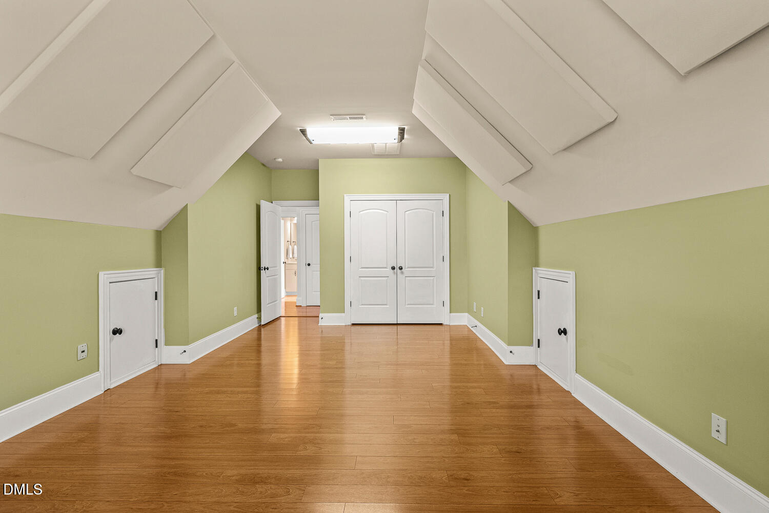 520 Foxdale Ridge Drive Cary, NC 27519 - Photo 49 of 68 520 Foxdale Ridge Dr Cary NC-large-072-0