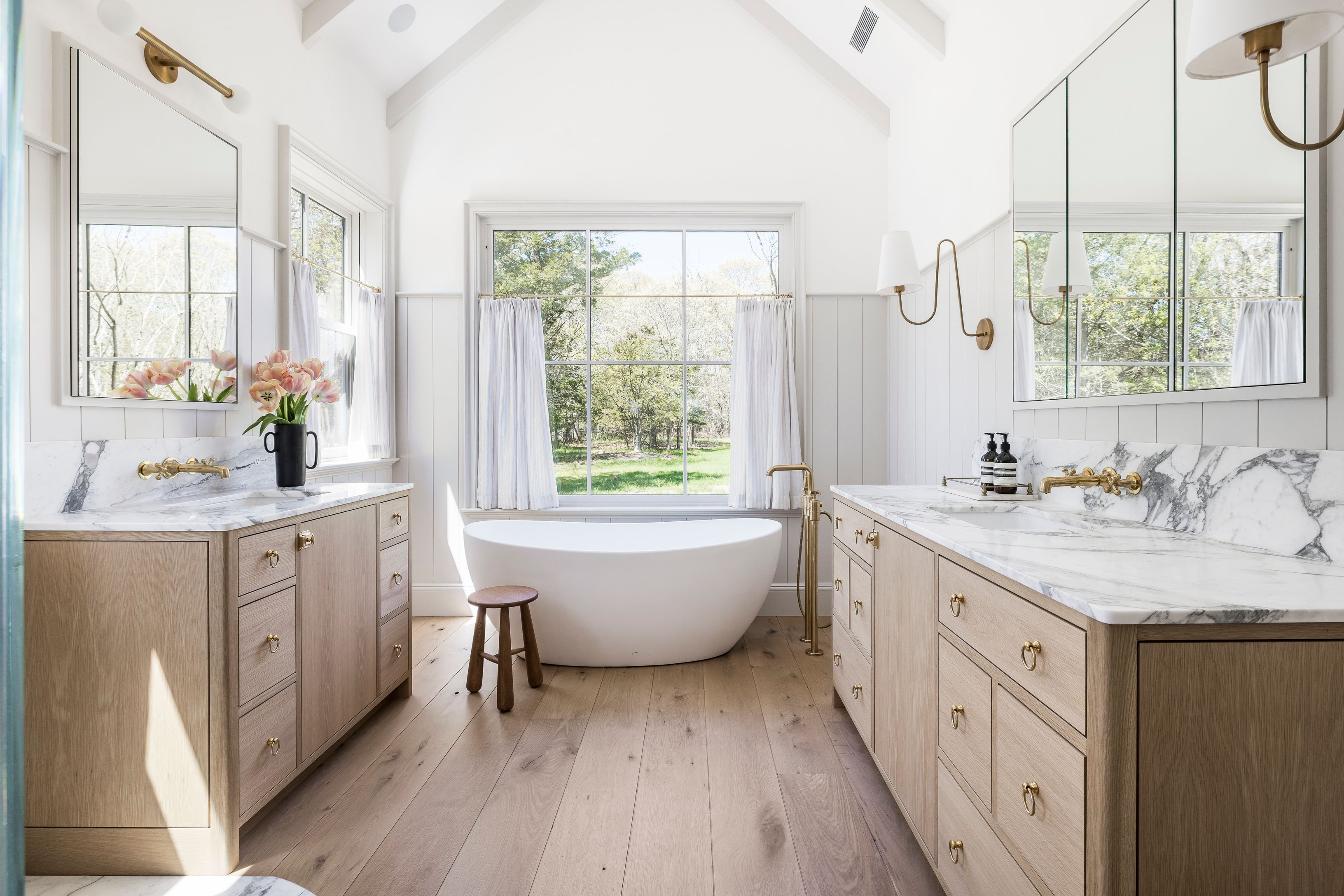 755 Springs Fireplace Road East Hampton, NY 11937 - Photo 23 of 38
