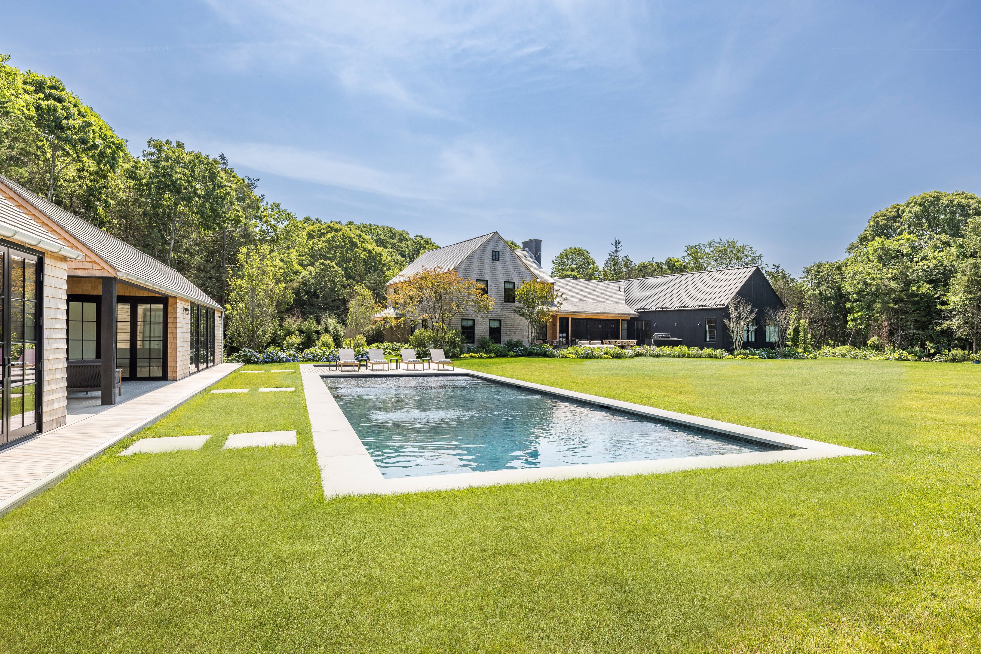 755 Springs Fireplace Road East Hampton, NY 11937 - Photo 3 of 38