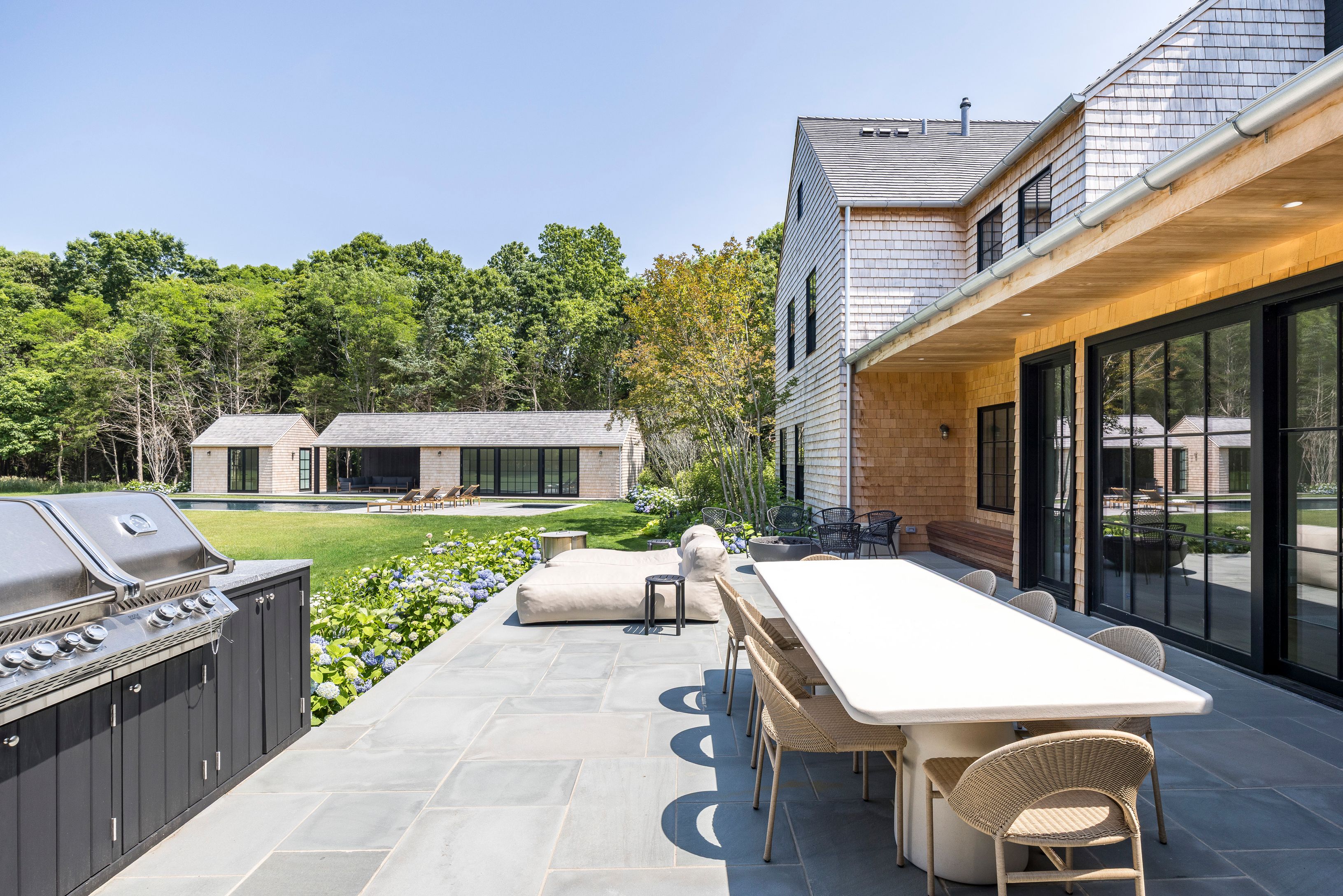 755 Springs Fireplace Road East Hampton, NY 11937 - Photo 4 of 38