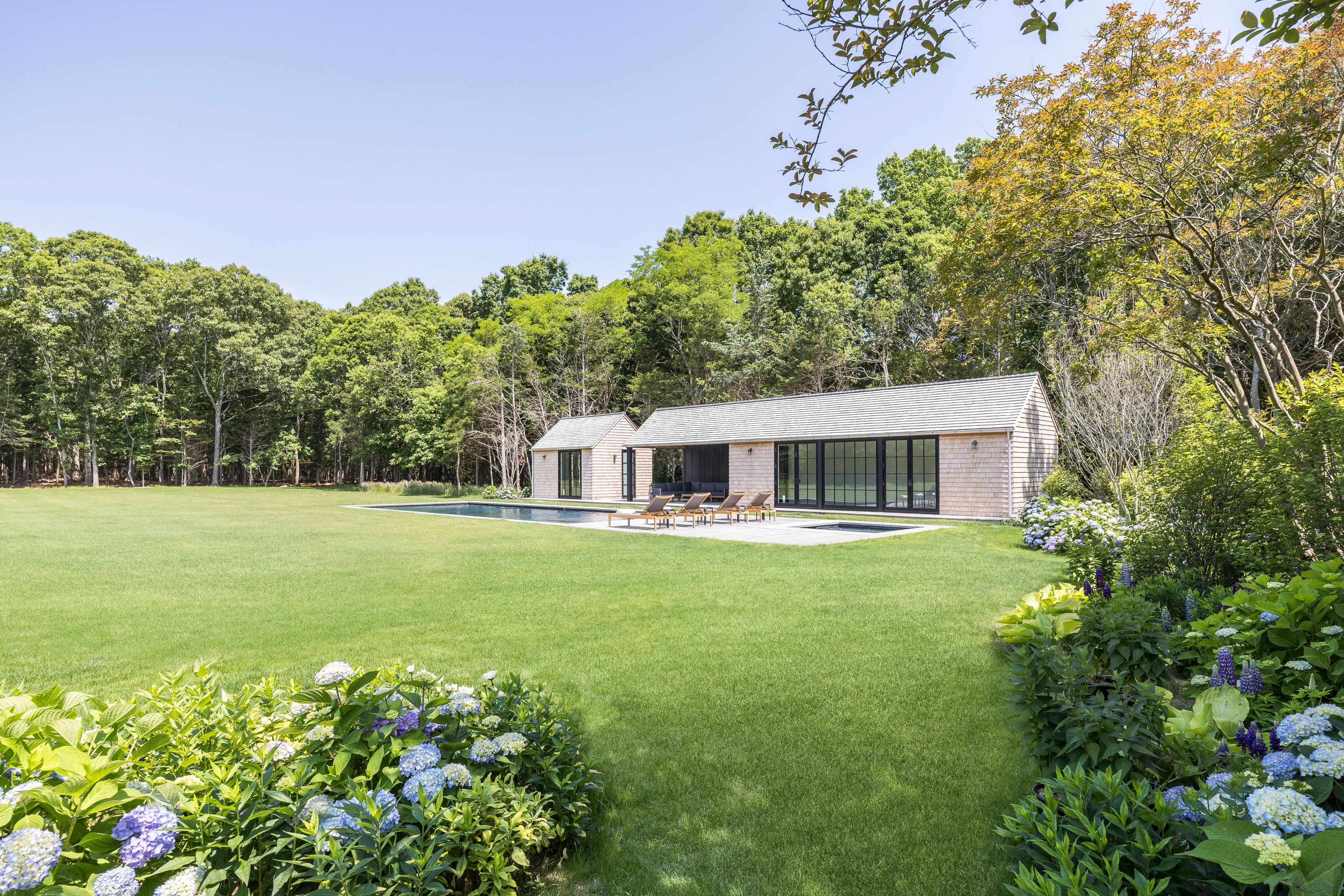 755 Springs Fireplace Road East Hampton, NY 11937 - Photo 8 of 38
