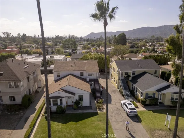 a picture of houses with outdoor space