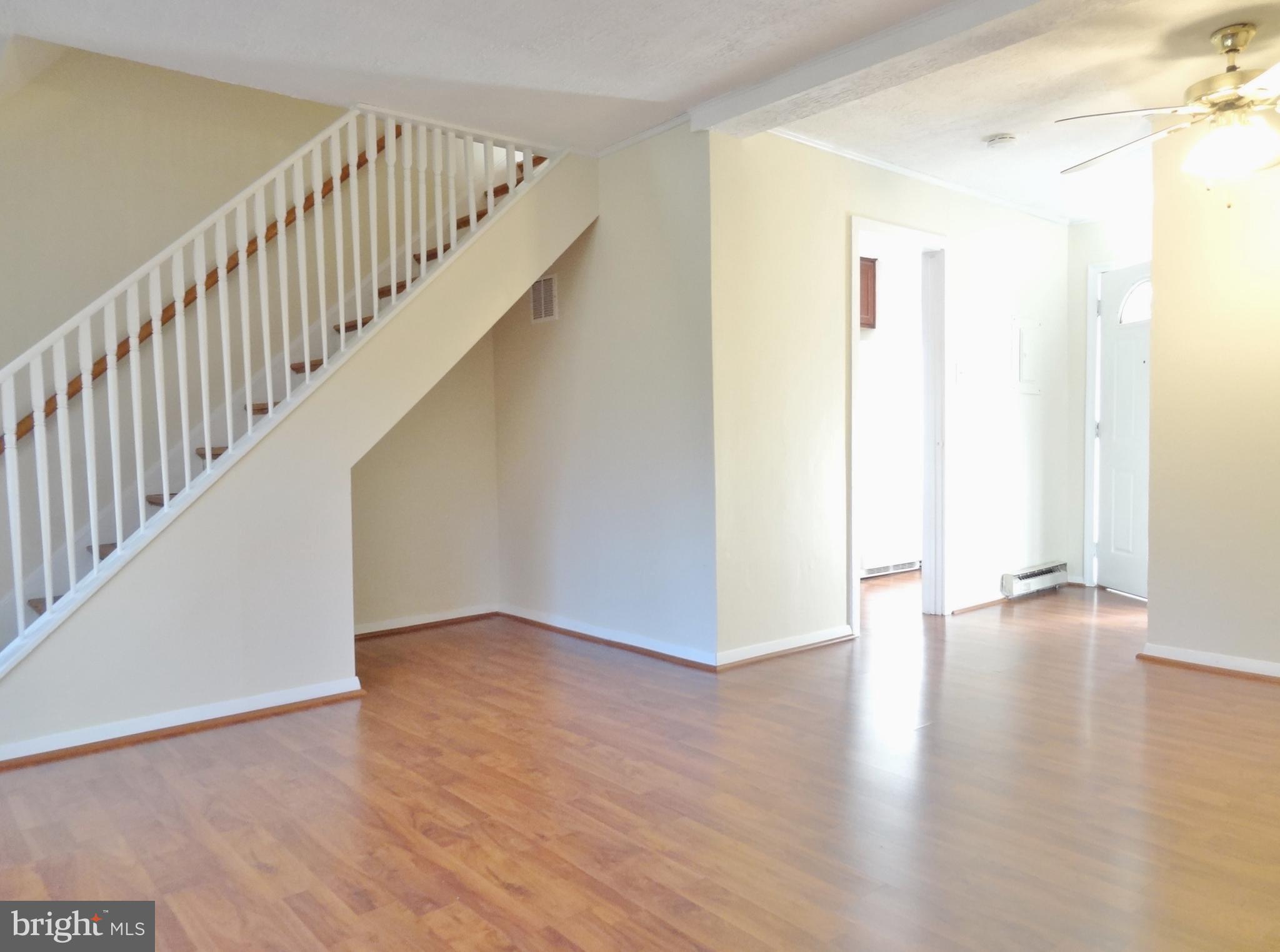 56 Ridge Road, Unit H Greenbelt, MD 20770 - Photo 3 of 10 Living Room