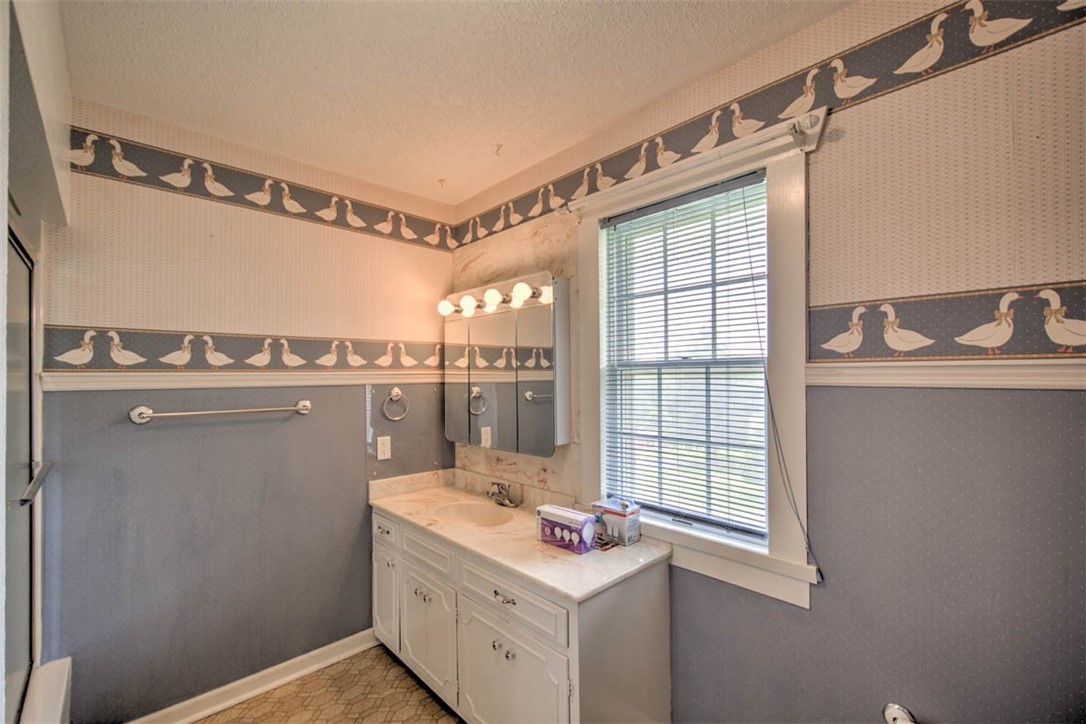 2500 West Center Street Decatur, IL 62526 - Photo 33 of 42