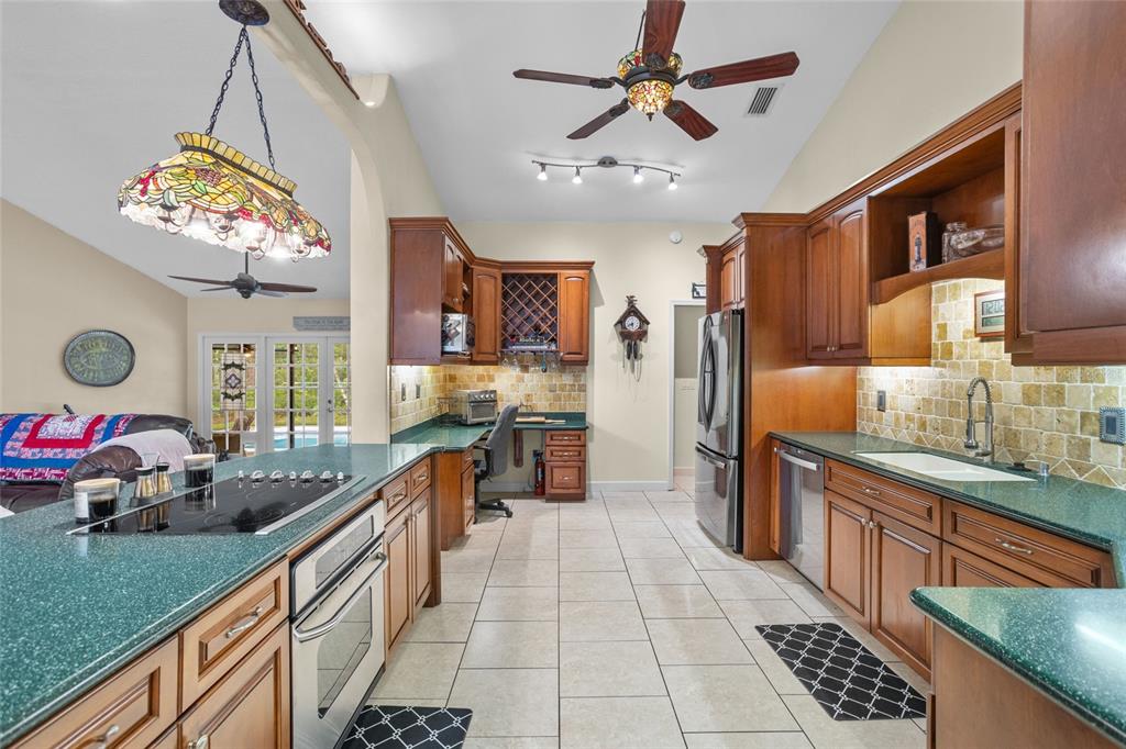 14612 Bray Road Orlando, FL 32832 - Photo 16 of 33