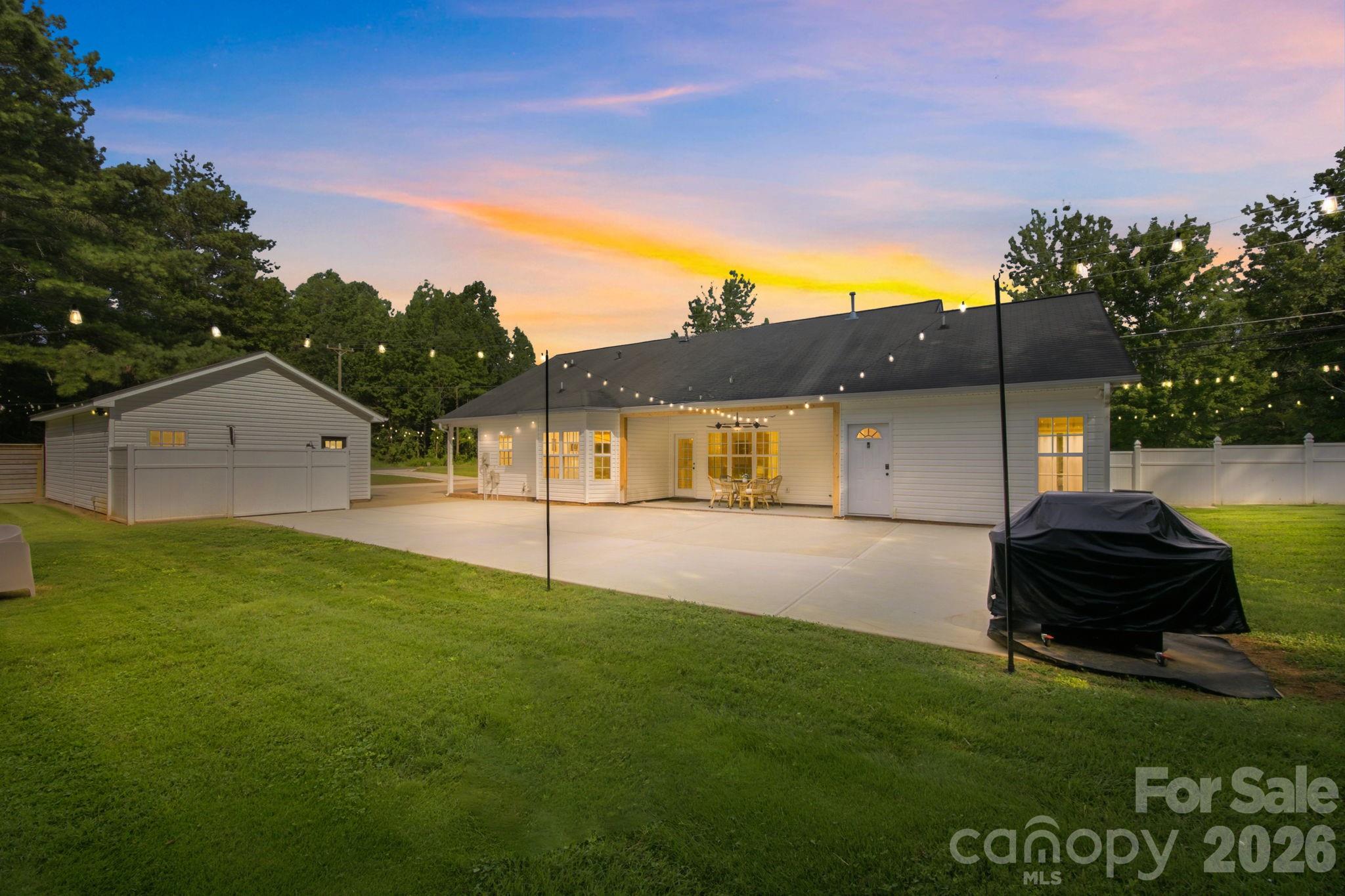 9552 Brief Road Charlotte, NC 28227 - Photo 2 of 44