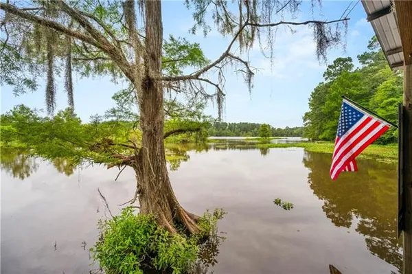 $247,000 | 361 Lakeland Drive, Boyce, LA 71409
