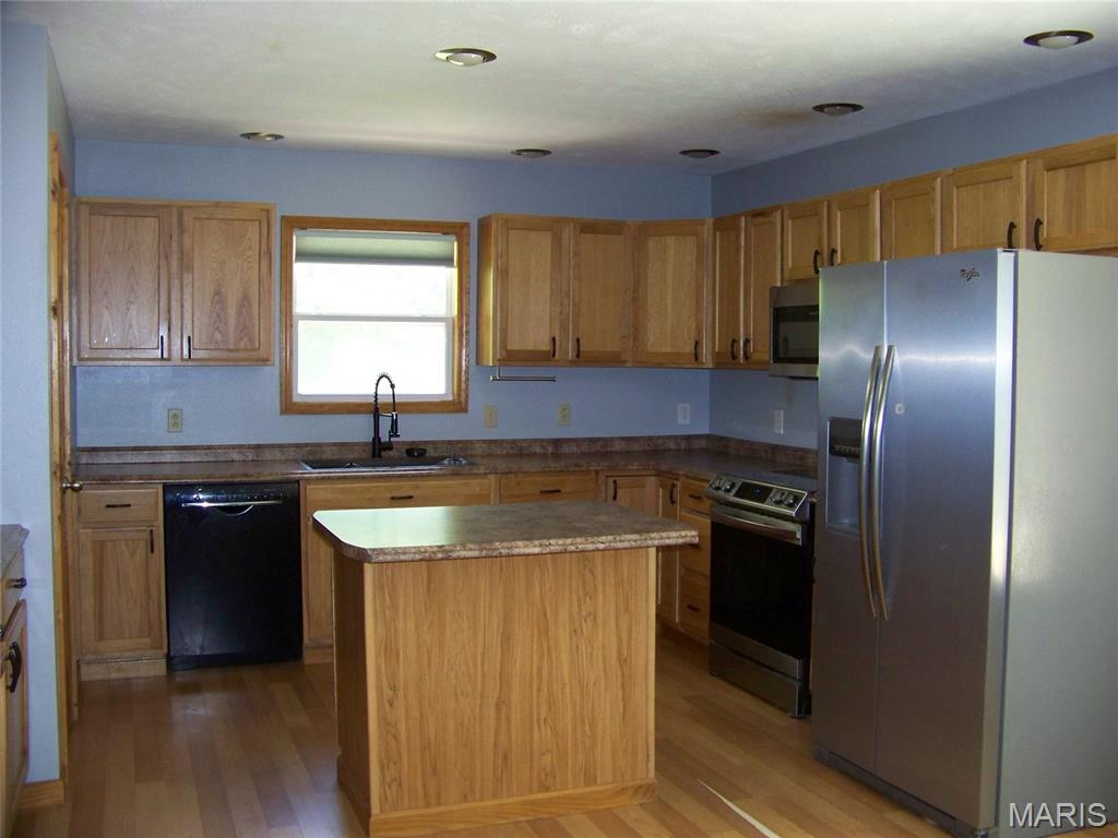 16355 Walnut Road Plato, MO 65552 - Photo 7 of 43
