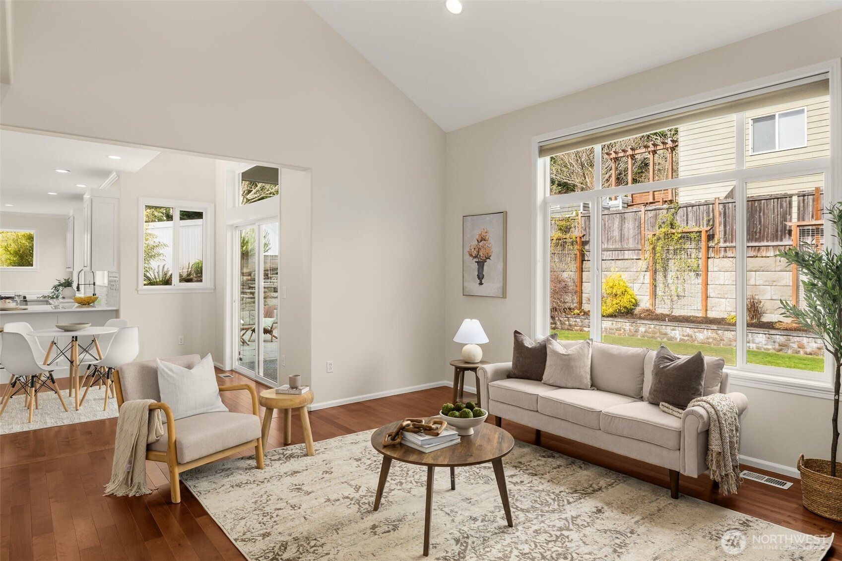 22702 Southeast 49th Place Issaquah, WA 98029 - Photo 15 of 40