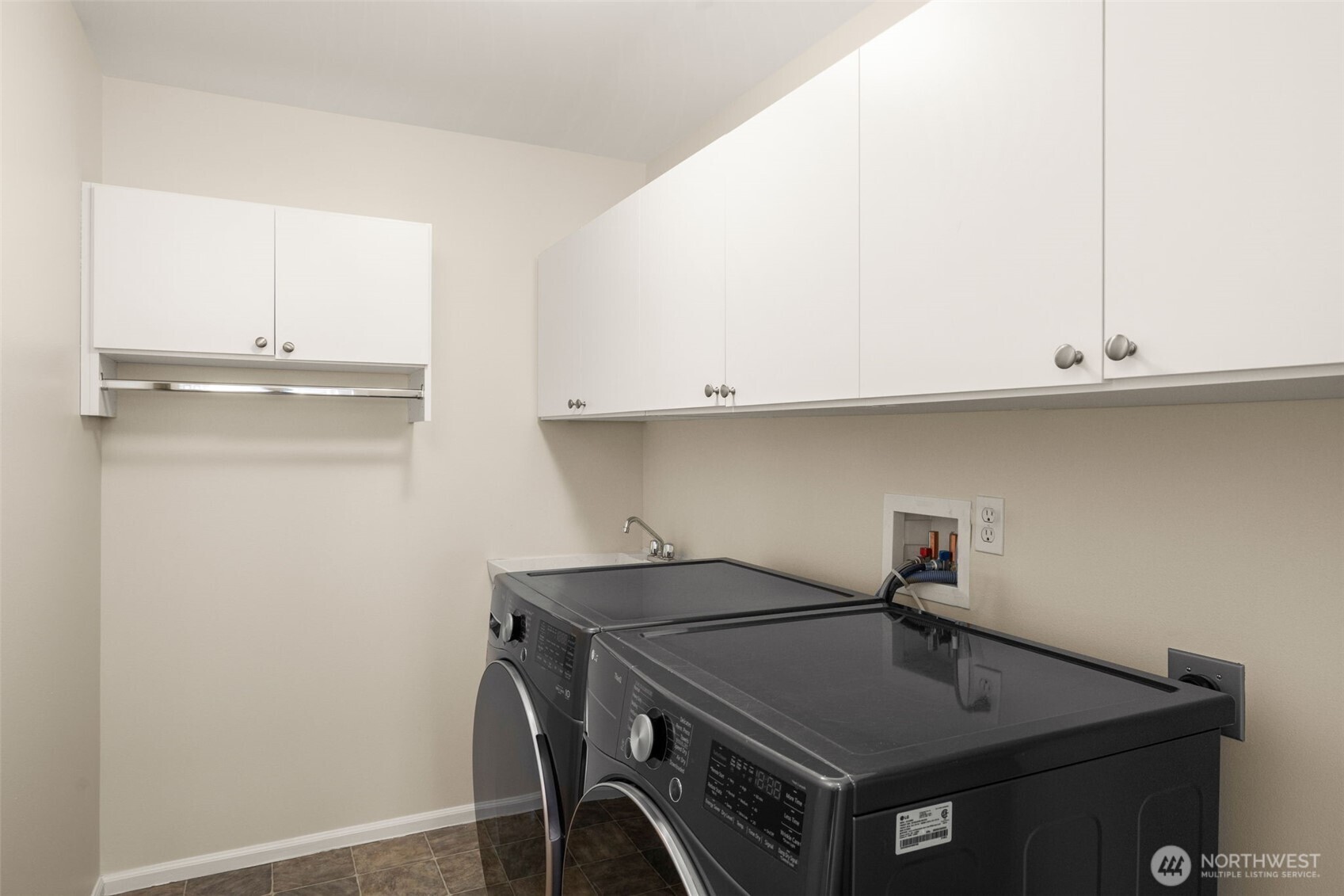 22702 Southeast 49th Place Issaquah, WA 98029 - Photo 20 of 40