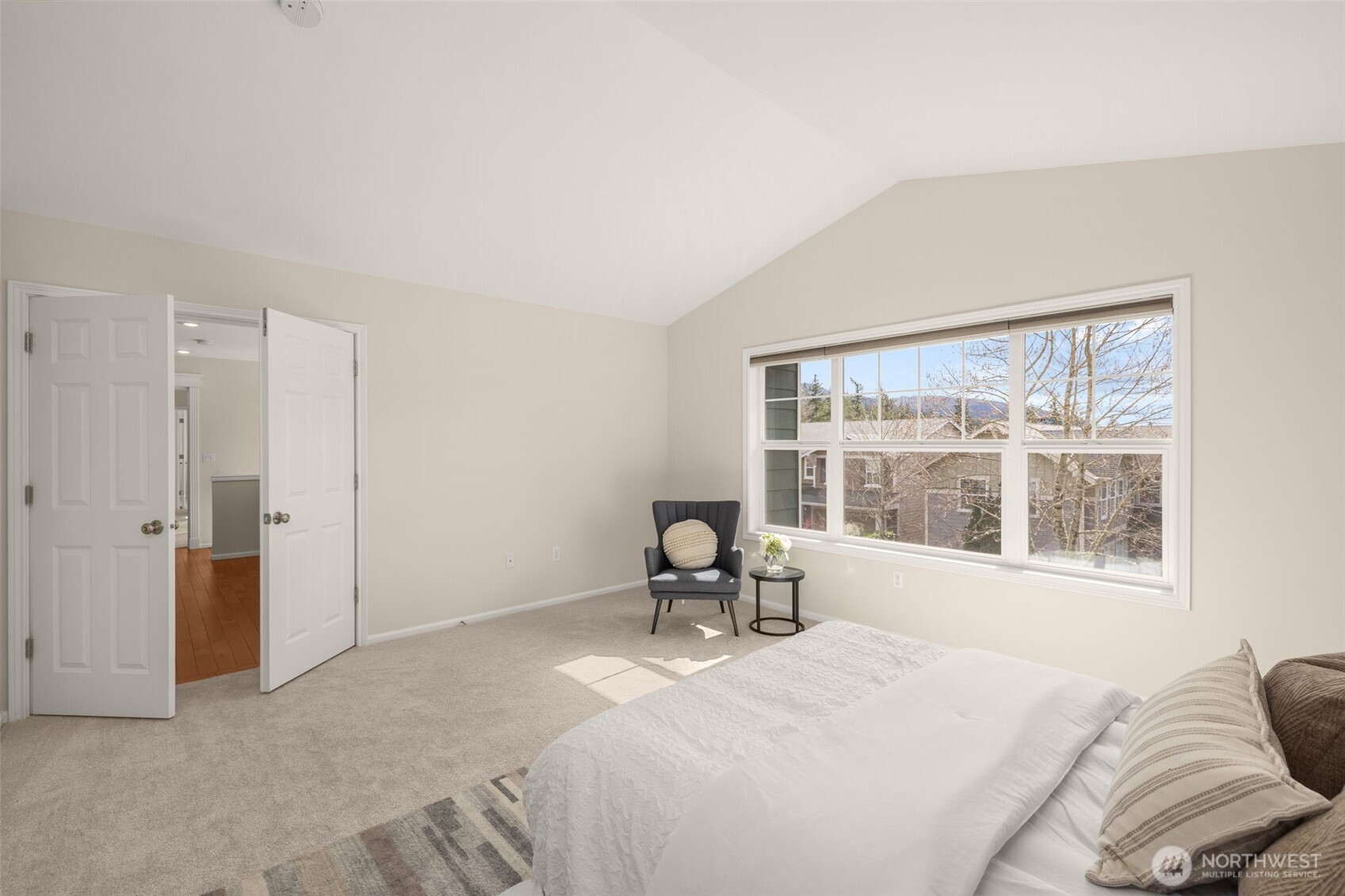 22702 Southeast 49th Place Issaquah, WA 98029 - Photo 23 of 40