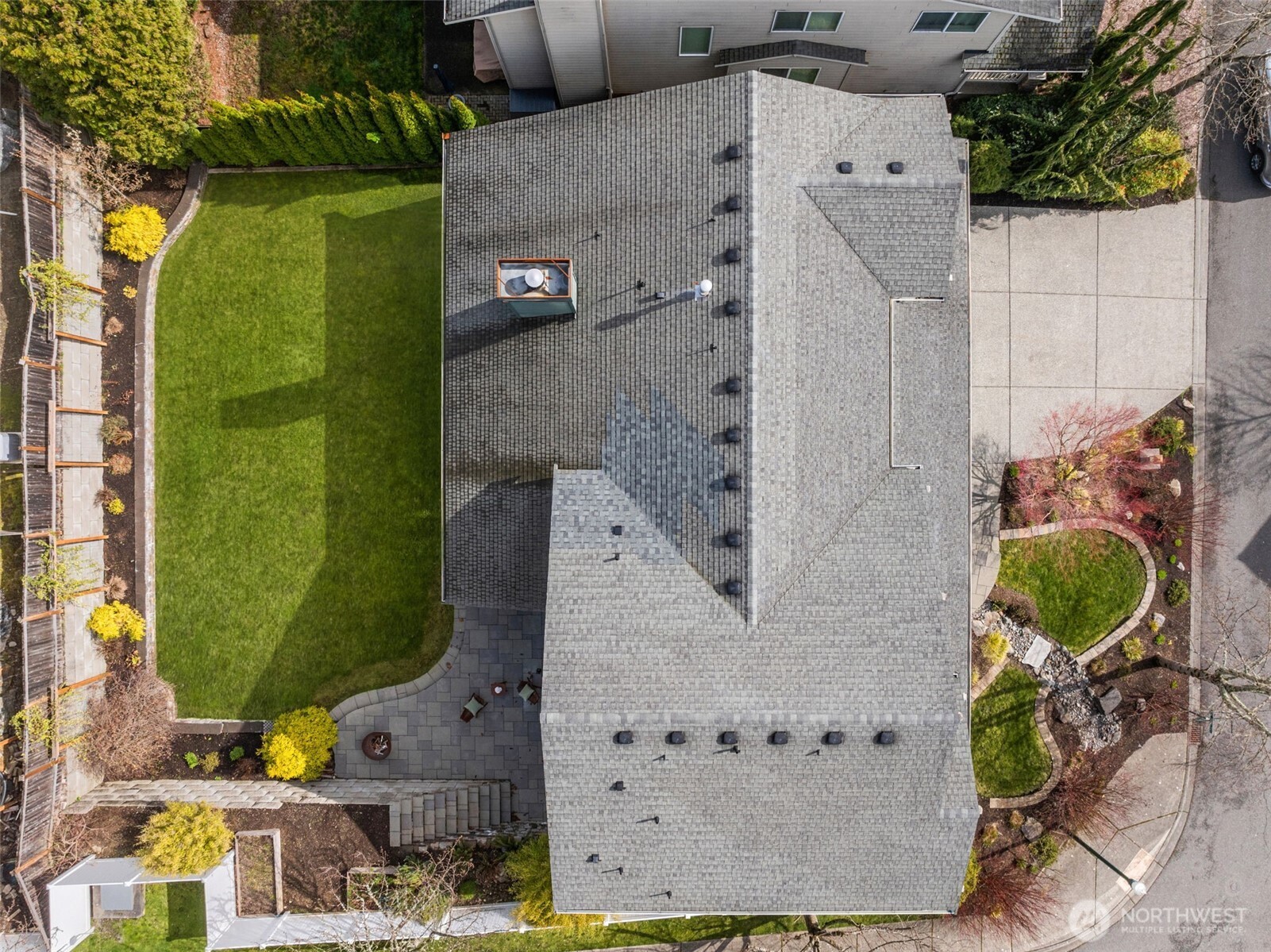 22702 Southeast 49th Place Issaquah, WA 98029 - Photo 36 of 40