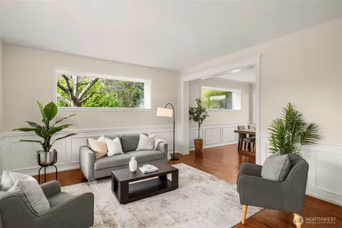 $1,950,000 | 22702 Southeast 49th Place, Issaquah, WA 98029