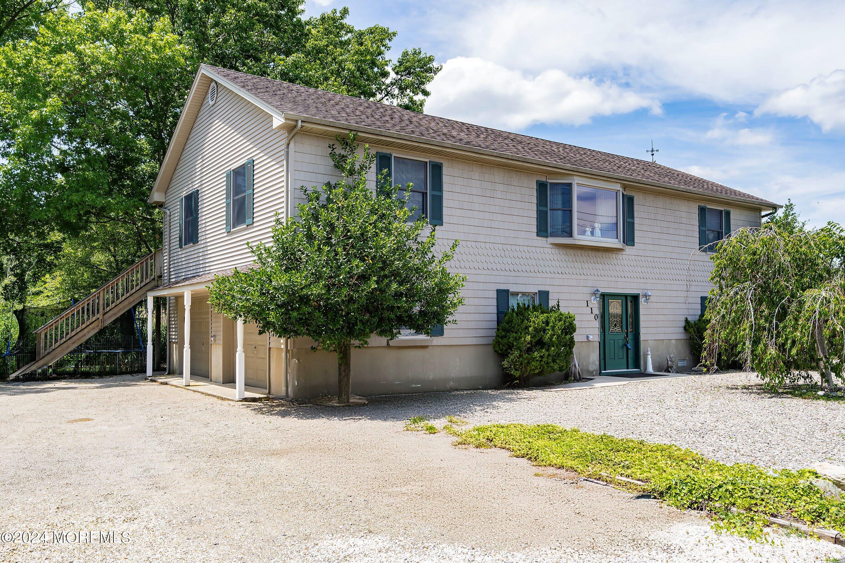 110 Marine Road Waretown, NJ 08758 - Photo 5 of 38 04-Front Left 11