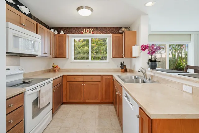 $875,000 | 235 Lau Oliwa Loop, Unit 44, Wailuku, HI 96793