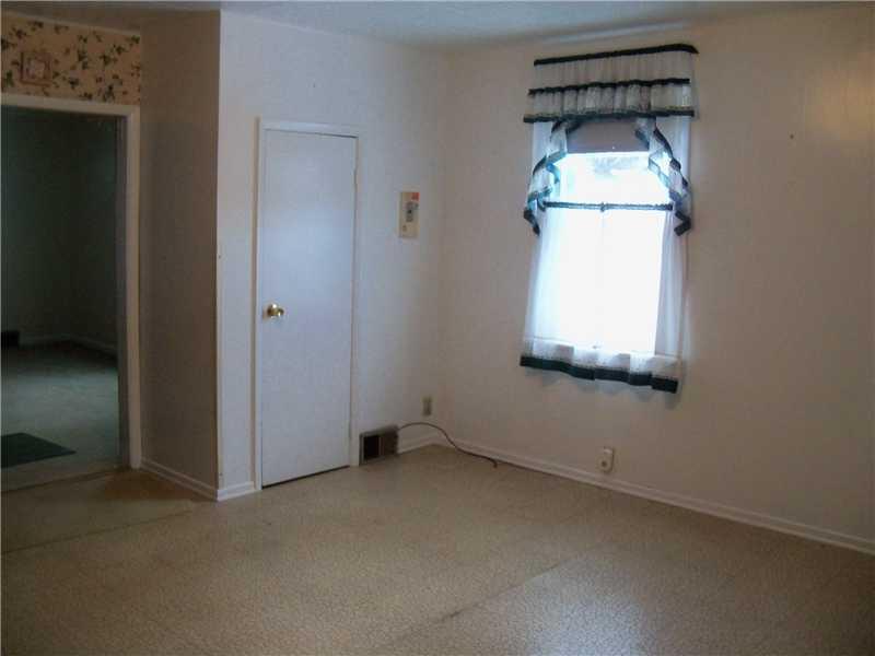 331 School Street McKees Rocks, PA 15136 - Photo 10 of 18 Kitchen. Huge Eat in Kitchen has a great Pantry/Storage Closet