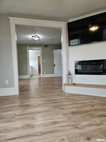 $169,900 | 15409 Glasford Canton Road, Glasford, IL 61533