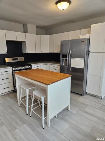 $169,900 | 15409 Glasford Canton Road, Glasford, IL 61533