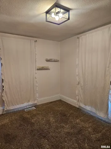 $169,900 | 15409 Glasford Canton Road, Glasford, IL 61533