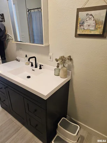 $169,900 | 15409 Glasford Canton Road, Glasford, IL 61533