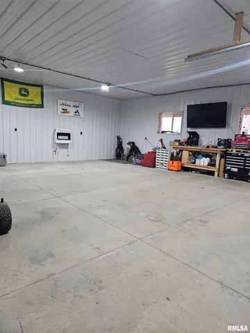 $169,900 | 15409 Glasford Canton Road, Glasford, IL 61533