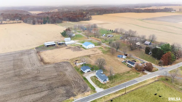 $169,900 | 15409 Glasford Canton Road, Glasford, IL 61533