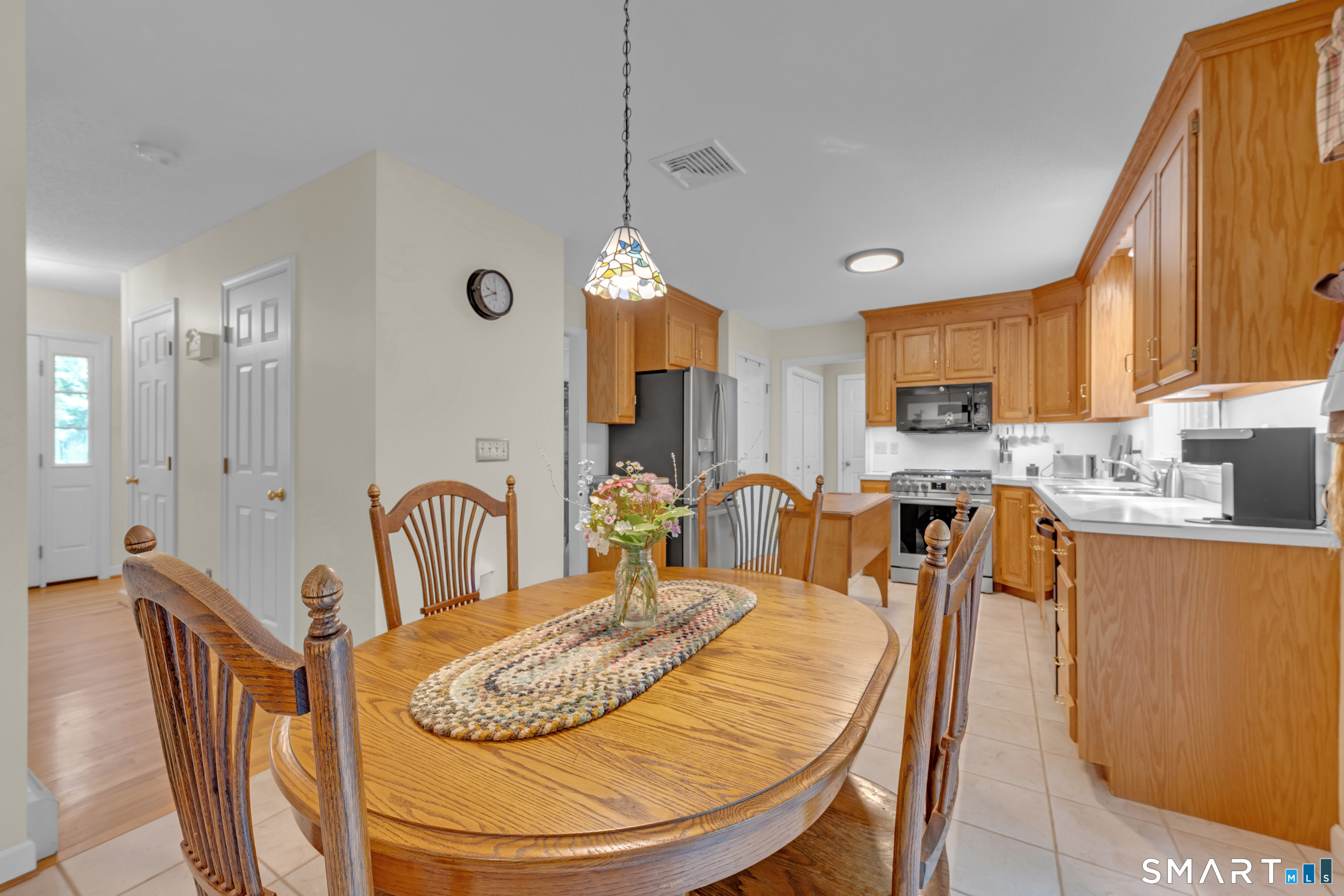 391 Squaw Hollow Road Ashford, CT 06278 - Photo 8 of 39