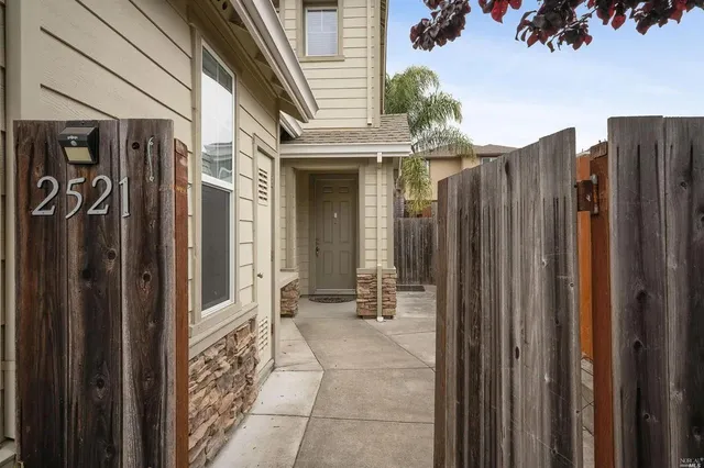 a view of a house with porch