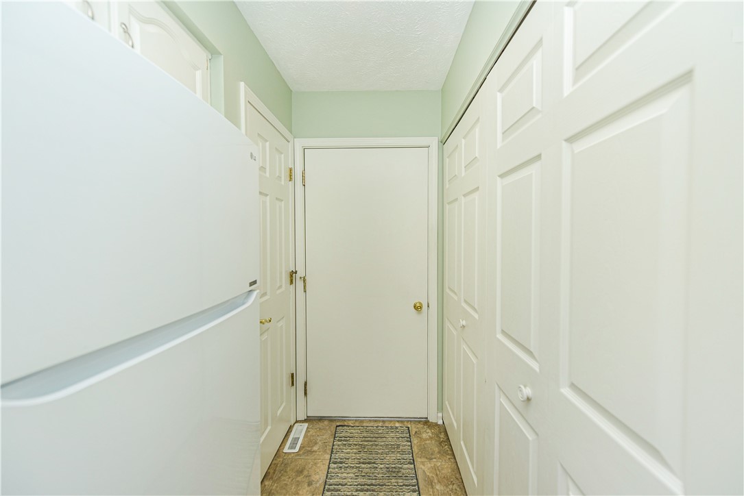 83 Bev Circle Clarkson, NY 14420 - Photo 16 of 35