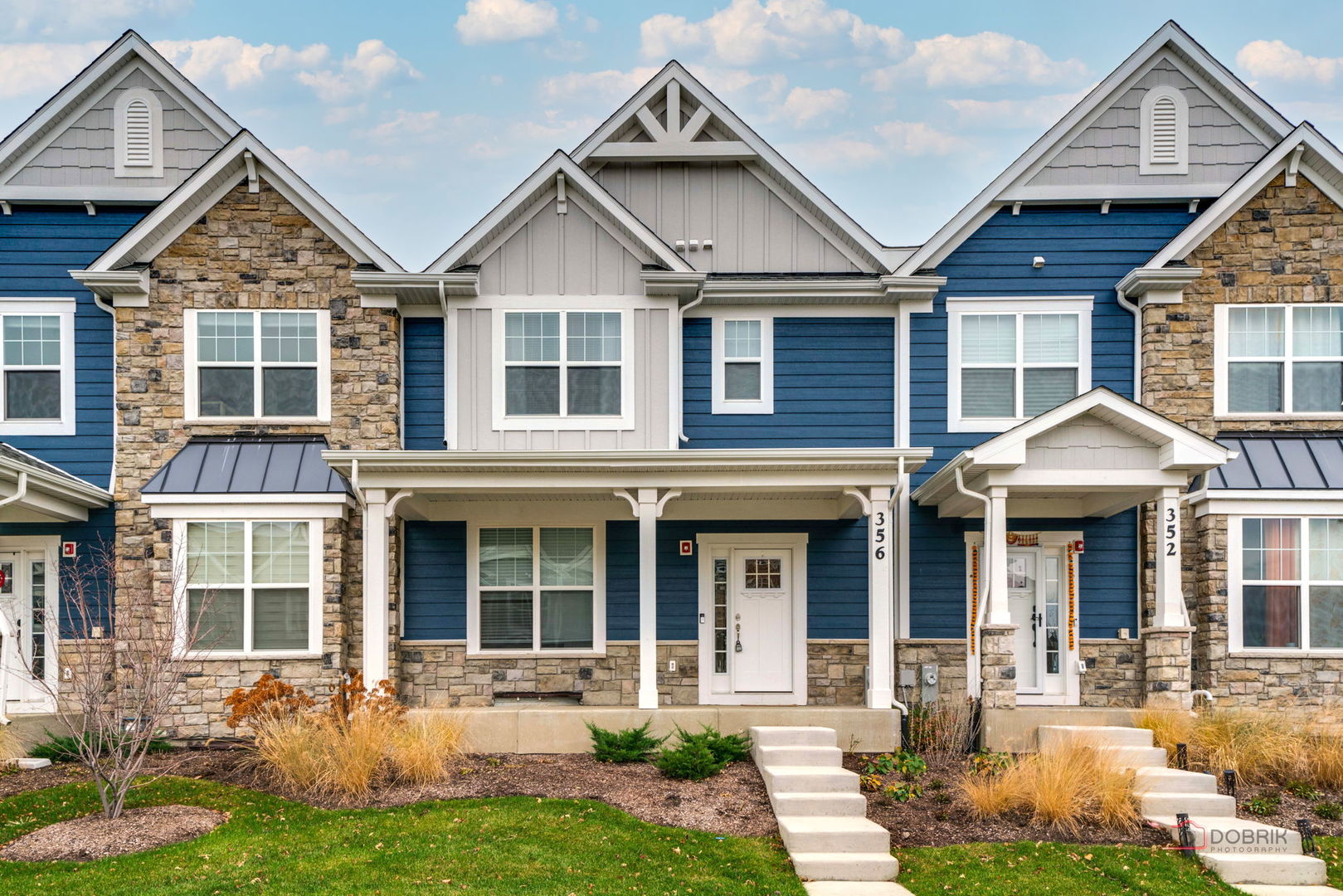 356 Hoffmann Drive Buffalo Grove, IL 60089 - Photo 2 of 35 front view of a house with a yard