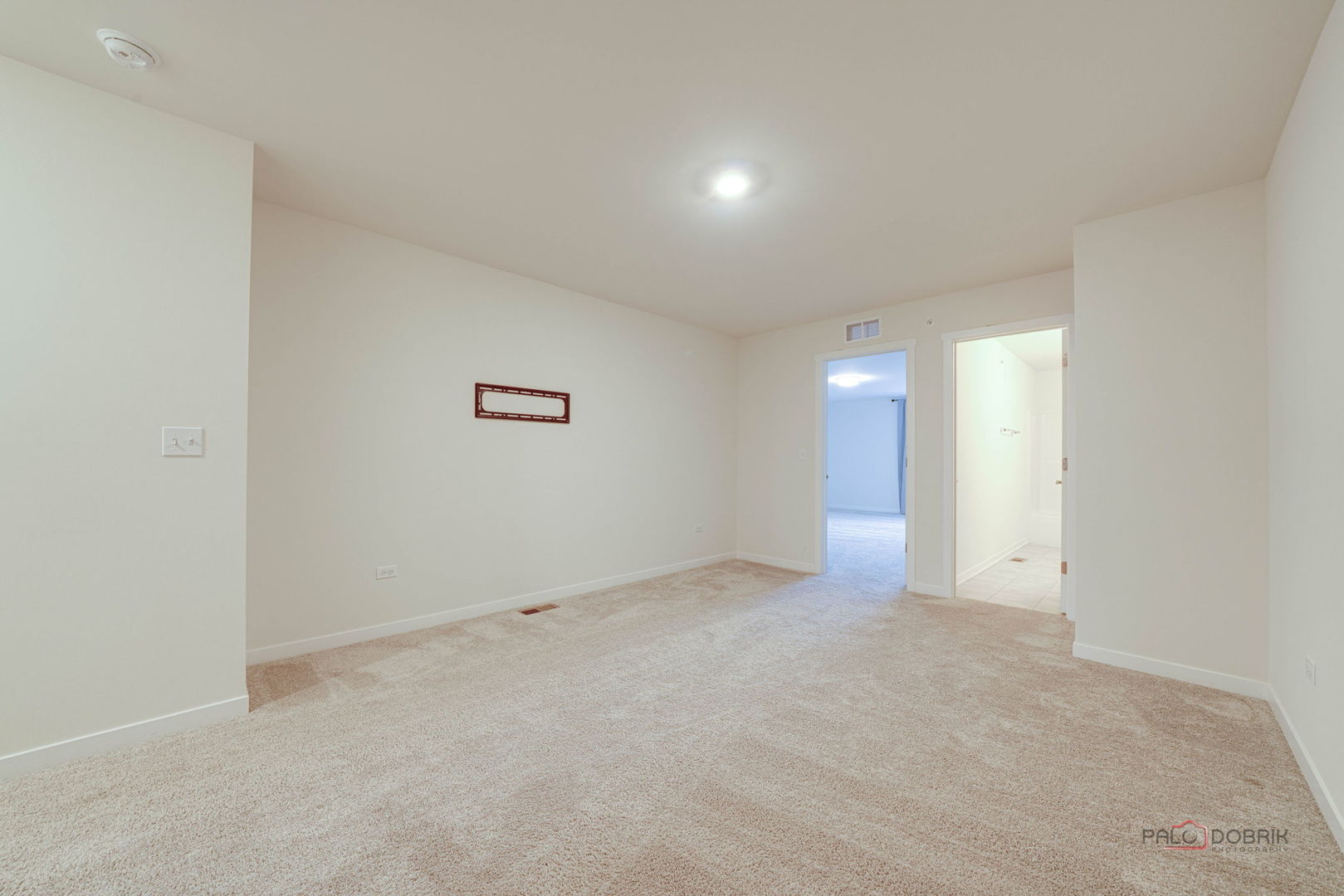 356 Hoffmann Drive Buffalo Grove, IL 60089 - Photo 26 of 35 a view of an empty room