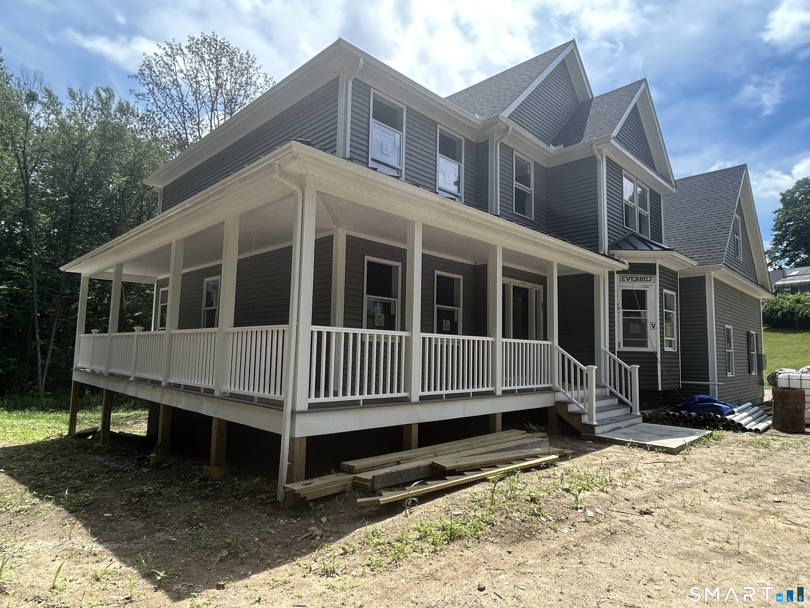 4 Mead Farm Road Seymour, CT 06483 - Photo 2 of 8 Gallery Image 2