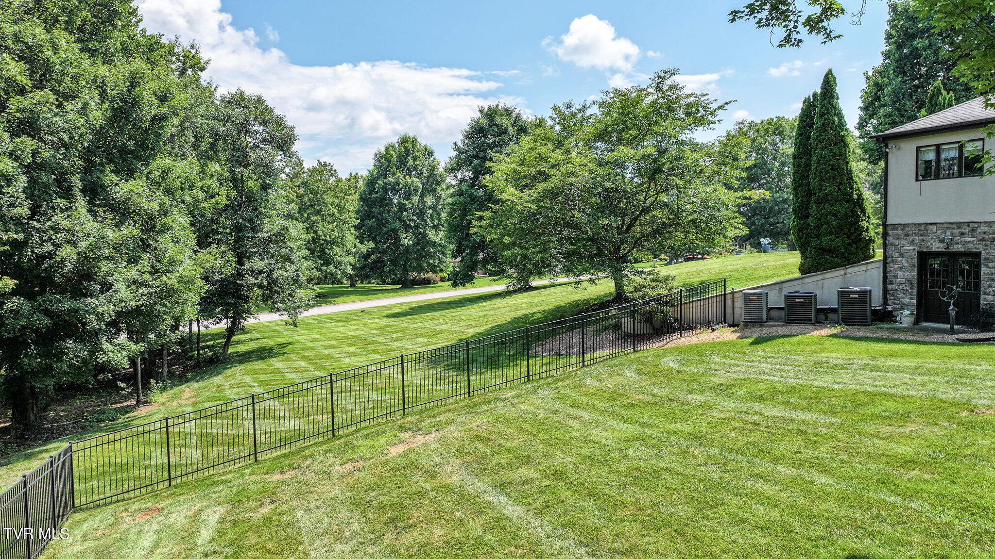 110 Pine Straw Ridge Greeneville, TN 37745 - Photo 39 of 59 DJI_20260705004956_0898_D