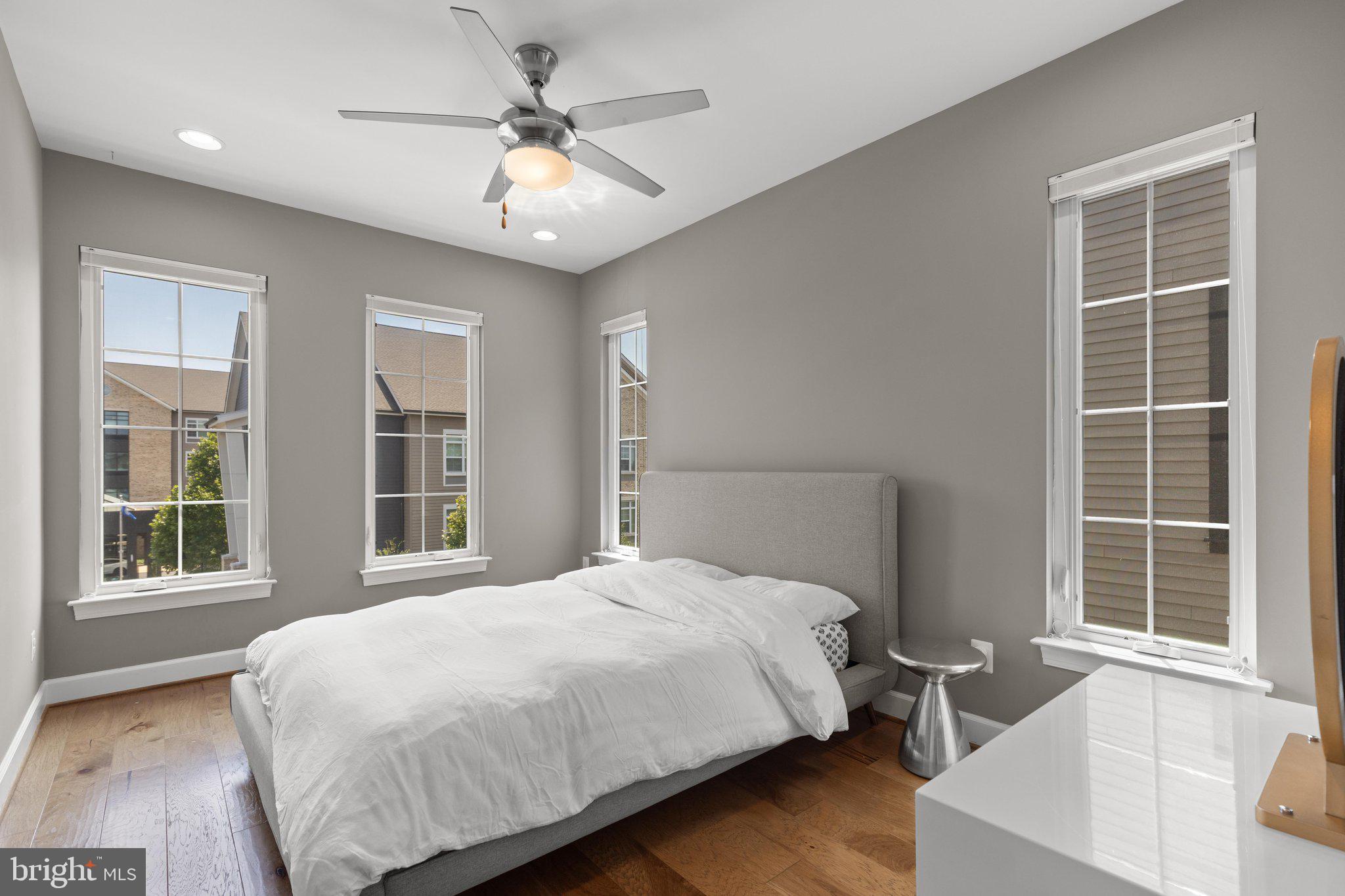 20375 Codman Drive Ashburn, VA 20147 - Photo 46 of 63 3rd bedroom