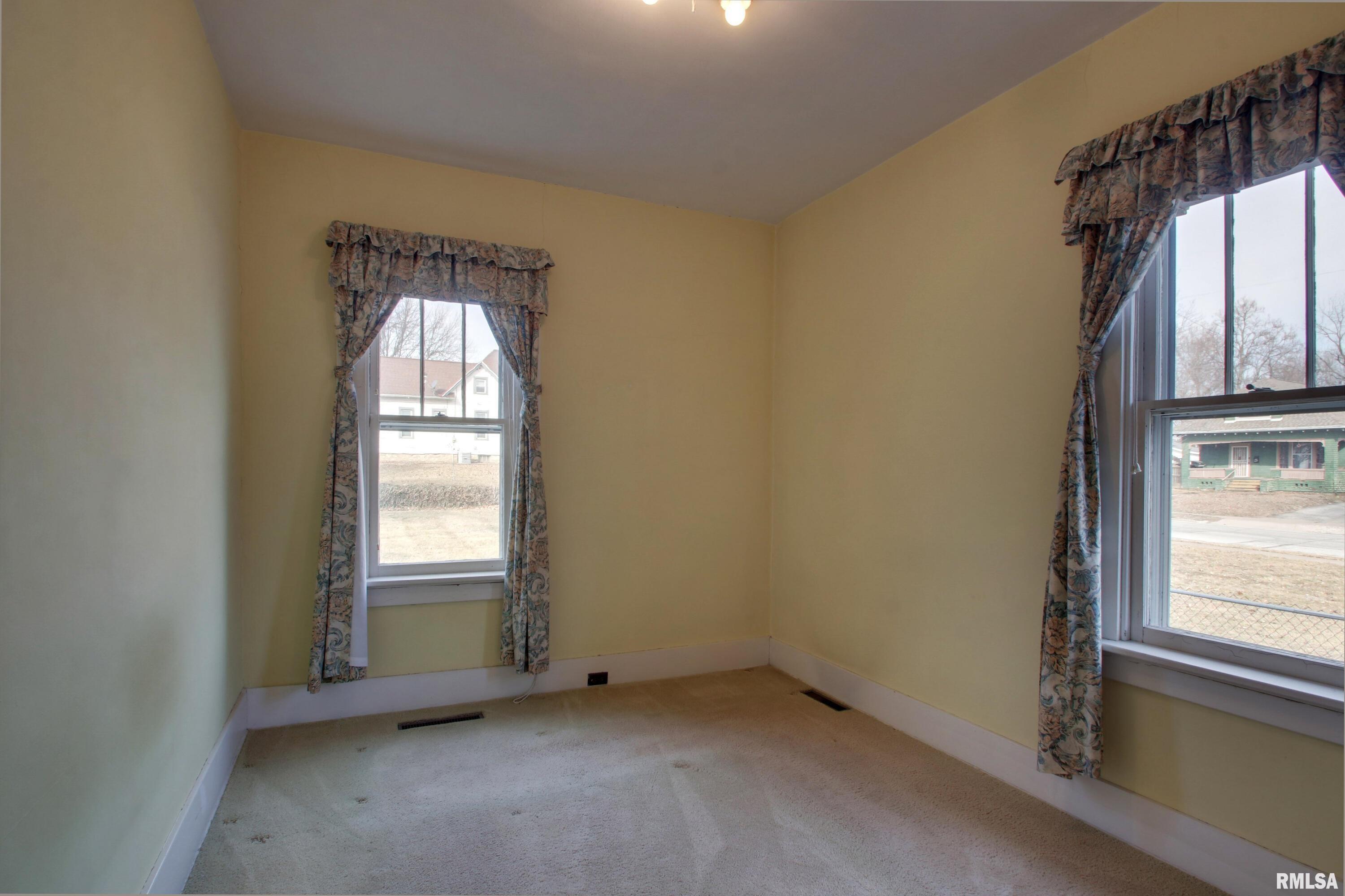 1525 North 7th Street Quincy, IL 62301 - Photo 12 of 23